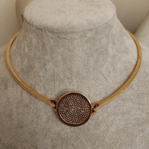 henri bendel Jewelry - 💚Stunning Henri Bendel Choker 🌹